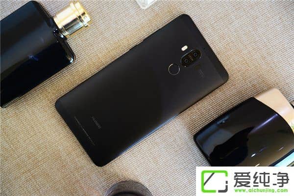 ��ΪMate 9��ʯ�ڰ濪��ͼ�ͣ���κڵ�����